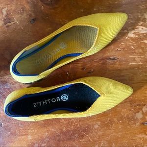Rothy’s slip on pointed flats